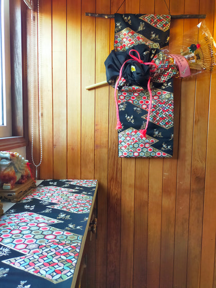 タペストリー テーブルランナーセット 模造刀 刀壁掛け 掛け軸  帯アート 和モダンインテリア Tapestry F04