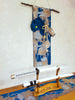 タペストリー テーブルランナーの2点セット 藍金 菊 吉祥文様 正絹 模造刀刀壁掛け 創作掛け軸  帯アート 和風インテリア Tapestry F07
