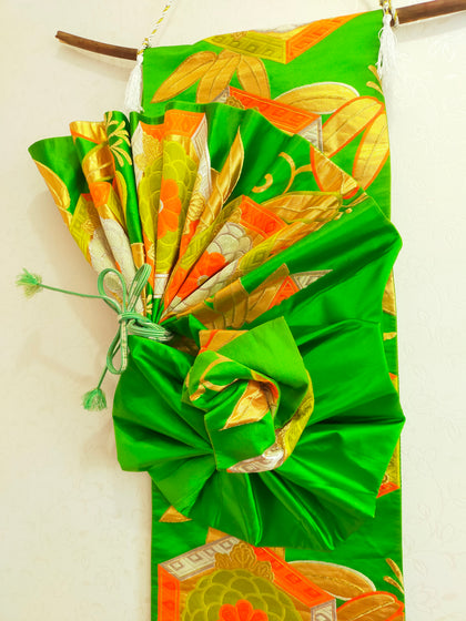 タペストリー  緑菊 笹 吉祥文様 模造刀刀壁掛け 創作掛け軸  和モダンインテリア Tapestry F10