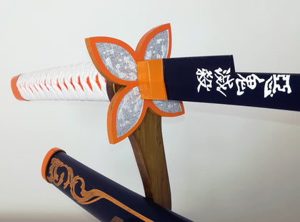 胡蝶しのぶ こちょうしのぶ 日輪刀 きめつのやいば 鬼滅の刃 鬼殺隊 コスプレ インテリア飾り 模造刀 日本刀 木製 S338